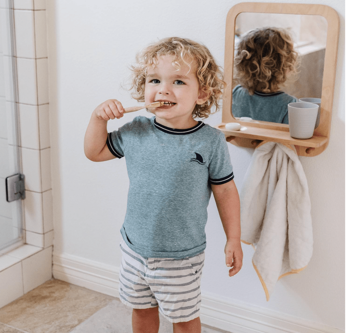 Miroir en bois Montessori pour les tout-petits - Acrylique de qualité