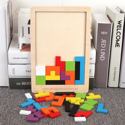 Tableau Tangram en bois Montessori - Design Pédagogique